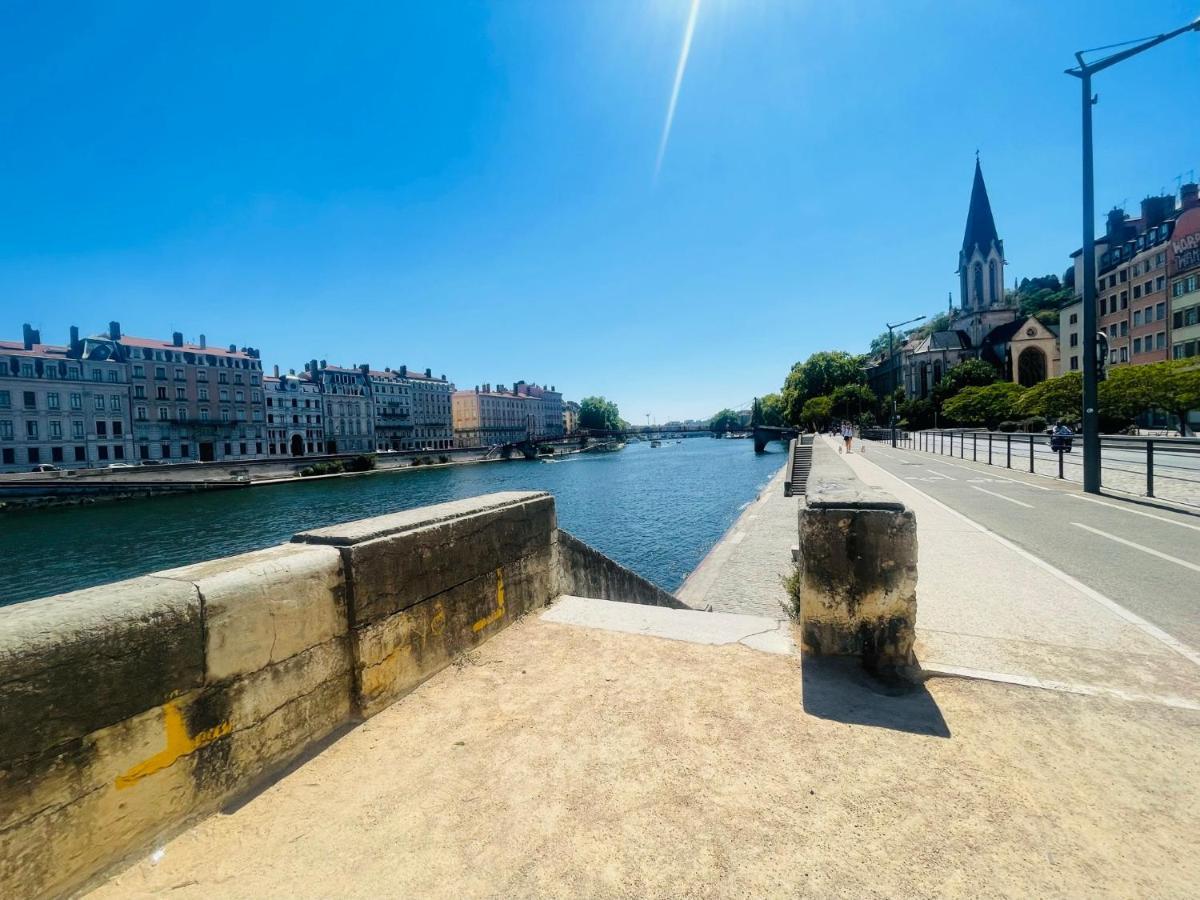 Le Jardin Croix Roussien Apartment Lyon Bagian luar foto