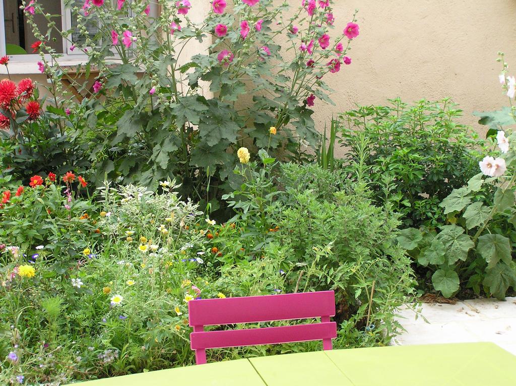 Le Jardin Croix Roussien Apartment Lyon Bagian luar foto